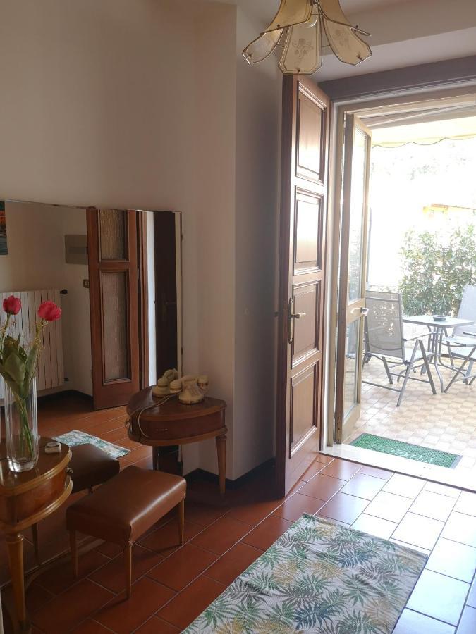Casa Caterina 2 Storey House, With A Mountain View Toscolano Maderno Extérieur photo